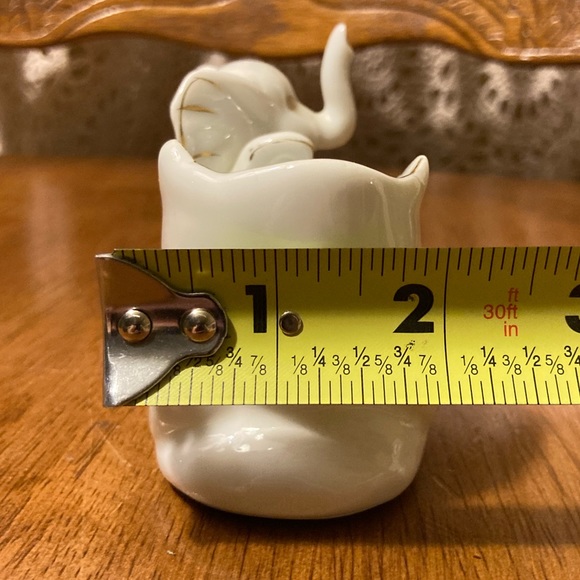 Elephant and Cart Trinket Dish Figure - Floral Detail, Gold Accents - Picture 12 of 14